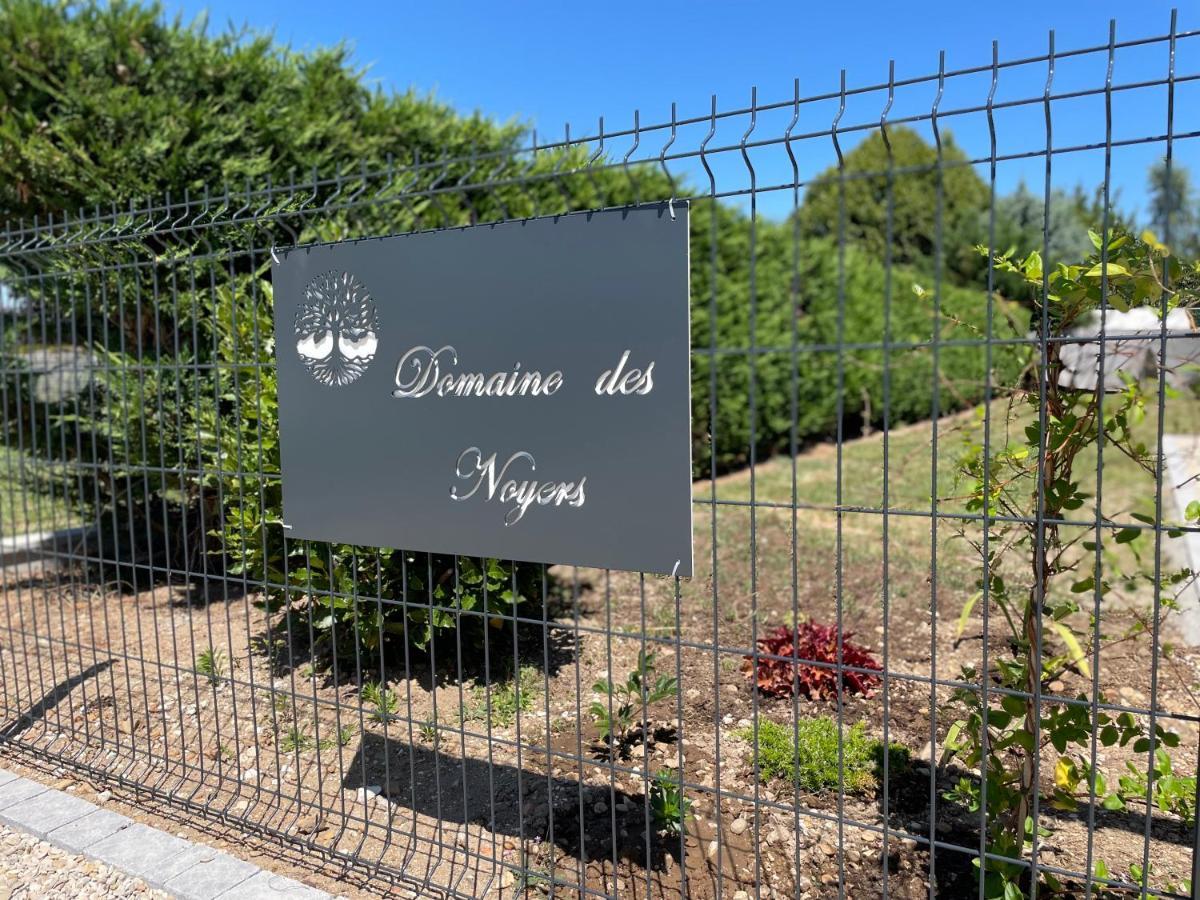 *** Domaine Des Noyers - Proche Centre Ville Шатонёф-сюр-Луар Экстерьер фото