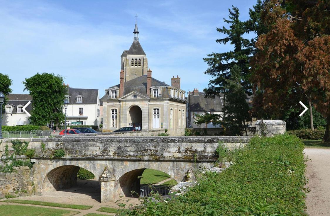 *** Domaine Des Noyers - Proche Centre Ville Шатонёф-сюр-Луар Экстерьер фото